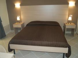 Guest House Golfo Xifonio, hotel ad Augusta