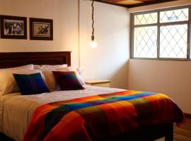 Hospedaje Los Ponchos, hotell i Otavalo