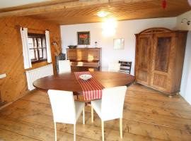 Holiday home in Liebenfels in Carinthia with sauna，Liebenfels的飯店