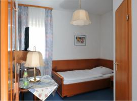 Hotel Grüner Baum, hotel v destinaci Pommersfelden