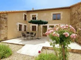 Cottage in Dordogne with Accessible Terrace