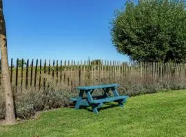 Farmhouse Vleteren with Garden & BBQ