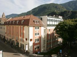 Kolpinghaus Bolzano, hotel perto de Aeroporto de Bolzano - BZO, 