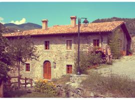 Borgo del Sole Agriturismo, hotel-fazenda rural em Poggio