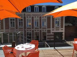 Le Dome – hotel w mieście Arras