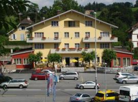Falken am Rotsee, hotel en Lucerna