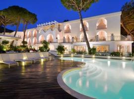 La Pineta Hotel Beach & Spa, hotel in Acciaroli