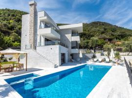 White Olive Villa, holiday home in Herceg-Novi
