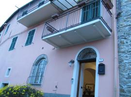 Casa Antica Rosetta, levný hotel v destinaci Dolcedo