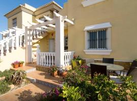 Casa Nuez Moscada: Villamartin'de bir otel