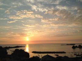 Nanauraso, hotel v destinaci Sado
