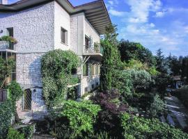 Villa Tra' Monti, hotel v destinaci Bassano del Grappa