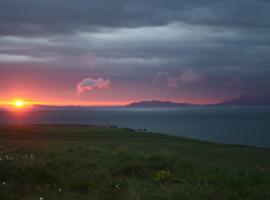 Steinn Farm Private Apartment, hotel con parking en Sauðárkrókur