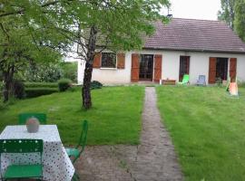 Gite du Vieux Charme, casa per le vacanze a Saint-Amand-en-Puisaye