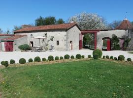 Gites De La Brunière, romantic hotel in La Pommeraie-sur-Sèvre