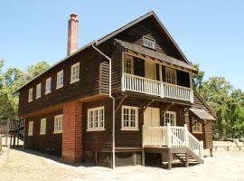 Fairbridge Village, hotel a Pinjarra