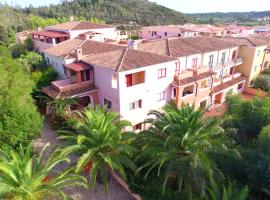 Residence Sos Alinos, hotell i Cala Liberotto