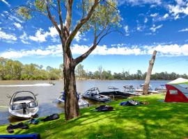 Rivergardens Holiday Park Mildura: Gol Gol şehrinde bir tatil parkı