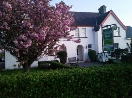 The Old Cable Historic House & Seafood Restaurant, vakantiewoning aan het strand in Waterville