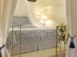 Le Convivial - Wine and Spa Experience Suites, hotel en Xylokastro