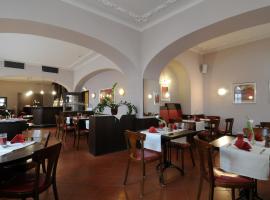 Hotel Döbelner Hof, hotel v destinaci Döbeln