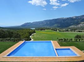 Hotel Rural Ibipozo, hotelli kohteessa El Almicerán