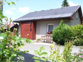 Ferienhaus Brigitte, Hotel in der Nähe von: Besucherbergwerk Grube Tannenberg, Klingenthal