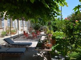 Les Passiflores, hotel cerca de Parfumerie Fragonard - The History Factory Grasse, Grasse