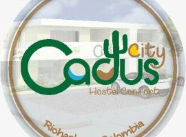 cactus city hostel confort，里奧阿查的旅館