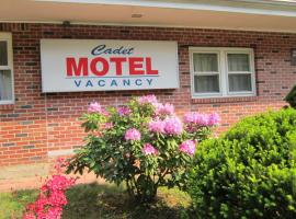 Cadet Motel, hotelli, jossa on pysäköintimahdollisuus kohteessa Cornwall-on-Hudson