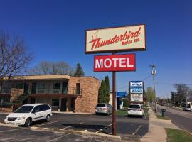 Thunderbird Motor Inn, hotel en Baraboo