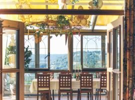 Hotel Gasthof Schönblick, hotel em Neumarkt in der Oberpfalz