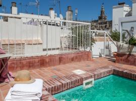 Tomas Ibarra Pool & Luxury