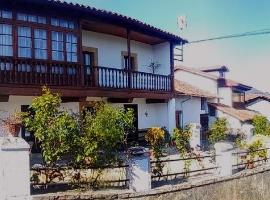 Casa de la capilla, seosko domaćinstvo u gradu San Román