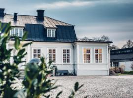 Eriksberg Hotel & Nature Reserve, hotel en Trensum