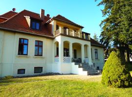 Ferienwohnung Villa am Haussee, cabaña o casa de campo en Feldberg