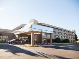 Medicine Hat Lodge, Trademark Collection by Wyndham, hotel con alberca en Medicine Hat