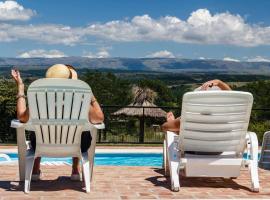 Caba&ntilde;as & Suites Vista Hermosa