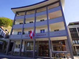 Albergo Porta Verzasca, hotell sihtkohas Gordola