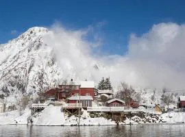 Aabor Buene-Svolvær