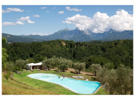 Borgo Vaccareccia Adelasia, hotel a Licciana Nardi