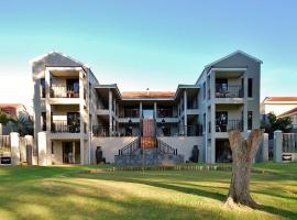 Fourteenth Green Guest Lodge, self catering accommodation in East London