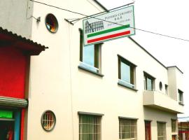 Pizzeria Colisseo B & B, cheap hotel in Jinotepe