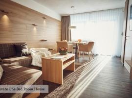 Private Holiday Homes by Solaria, hotell i Davos