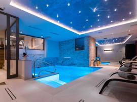 Hotel Collini、ピンツォーロのホテル