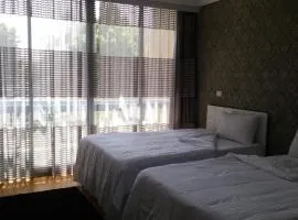 Khayatz Apartment