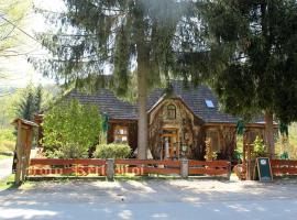 Vadszőlő Szálló és Étterem Bakonybél, гостевой дом в городе Баконьбель