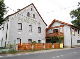 Pension U Dubu, casa de hóspedes em Františkovy Lázně