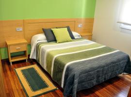 Hostal Paz, hotel con parking en Gondomar