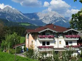 Bed & Breakfast Landhaus Strasser